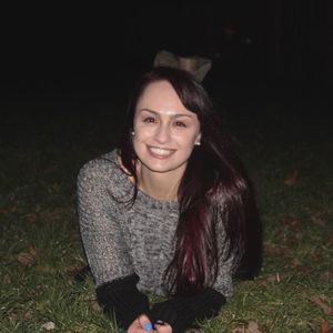 Meet your Posher, Danielle